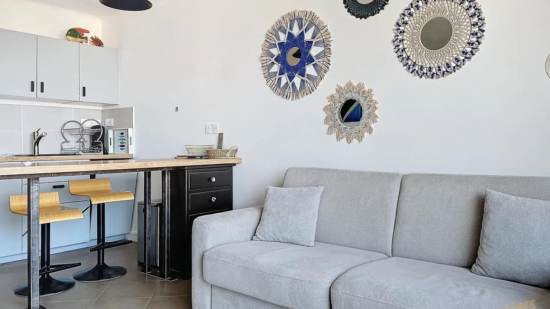 Appartement A Montredon - Vue Sur Mer - Les Freres De La Loc' Marseille France